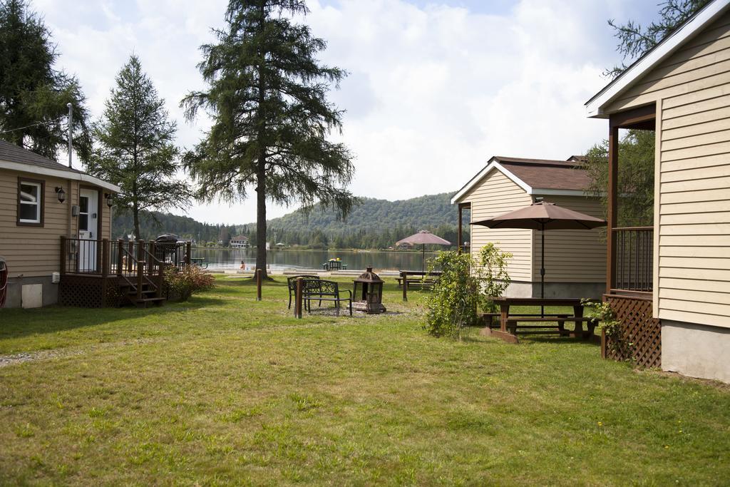 Emme Chalets Sainte-Lucie-de-Doncaster Exterior foto